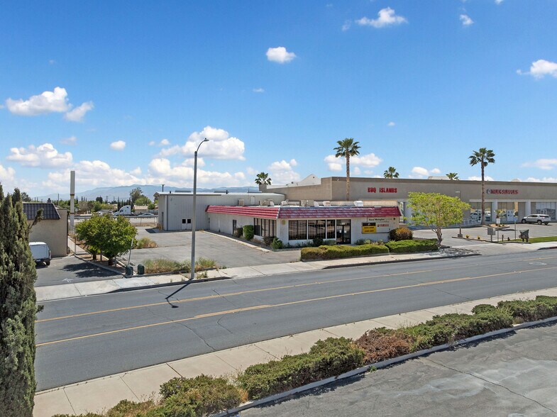 More Photos Of 13815 Park Ave, Victorville Warehouse For Lease