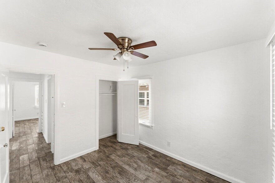 More Photos Of 1047 W 7th St, San Pedro Multifamily For Sale