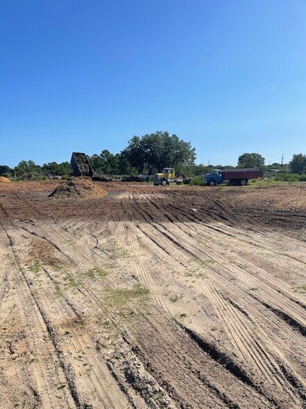 More Photos Of 205 Bomber Rd, Winter Haven Land For Lease