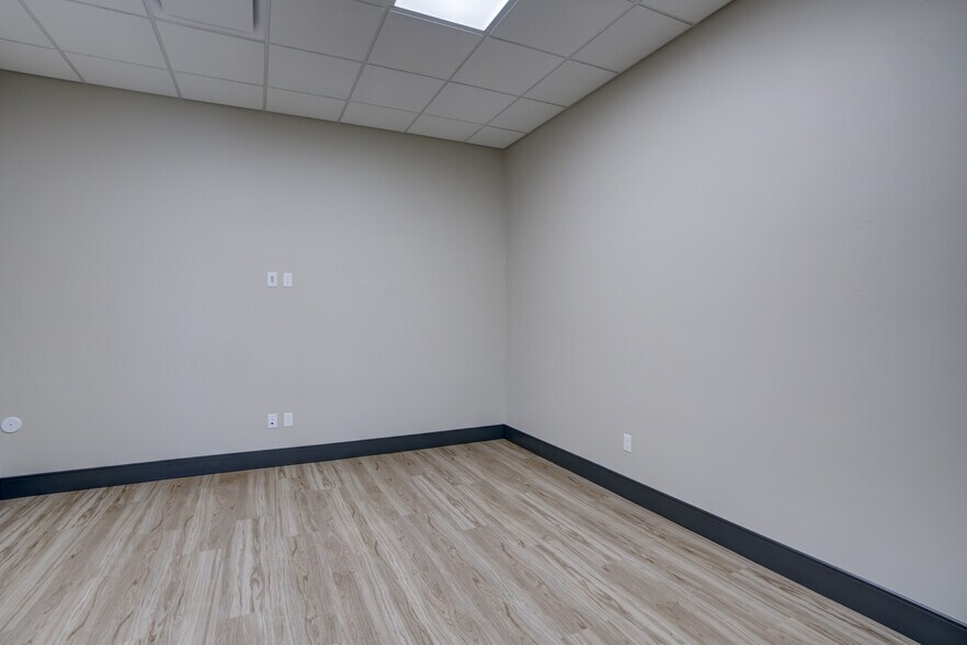 More Photos Of 4272 Promenade Dr, Colorado Springs Office For Lease