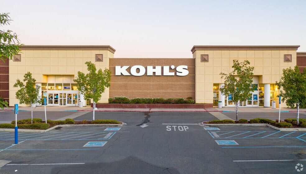 More Photos Of 2430-3485 Cajalco Rd, Corona Unknown For Lease