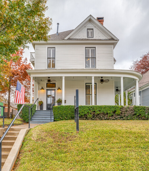 Primary Photo Of 2707 Hibernia St, Dallas Loft Creative Space For Sale