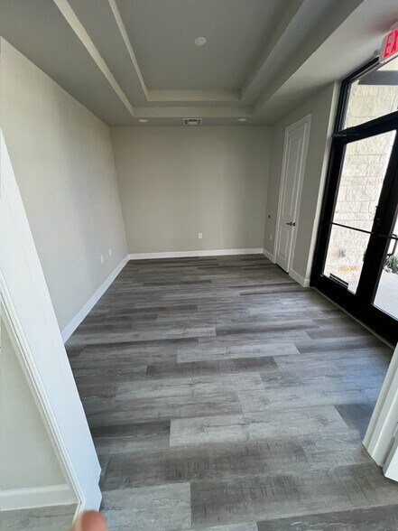 More Photos Of 5501 Cabrera Dr, Sugar Land Unknown For Lease