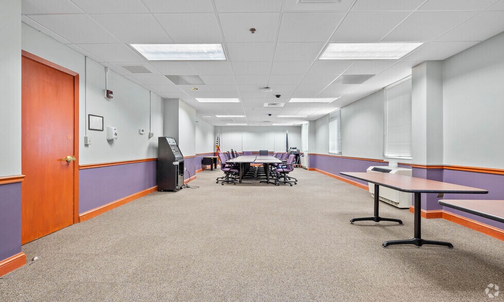 More Photos Of 2601 N 3rd St, Harrisburg Office For Sale
