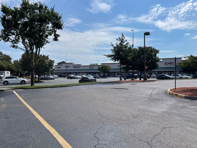 More Photos Of 1508 Sams Cir, Chesapeake Freestanding For Sale