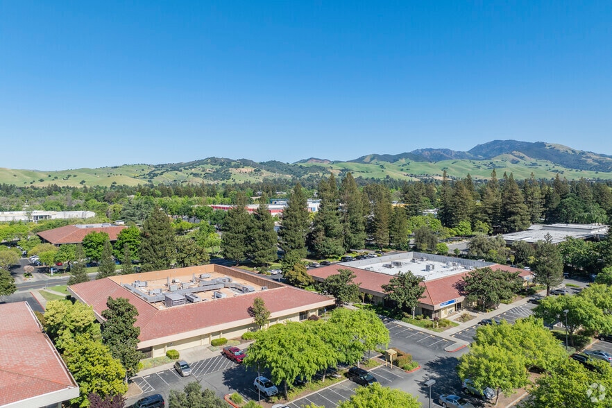 More Photos Of 355 N Wiget Ln, Walnut Creek Office For Sale