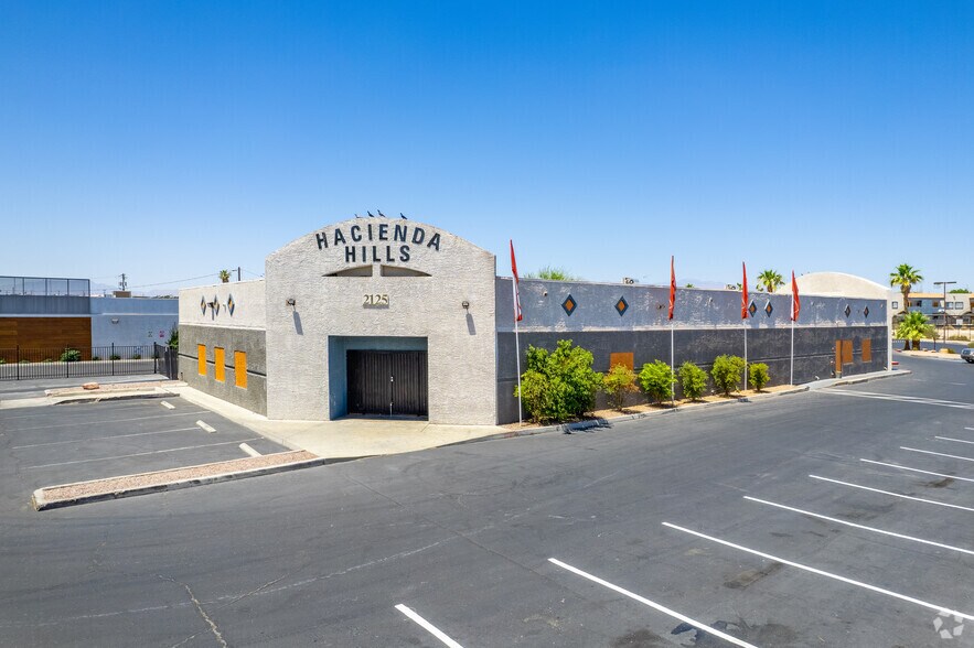More Photos Of 2125 N Las Vegas Blvd, North Las Vegas Apartments For Lease