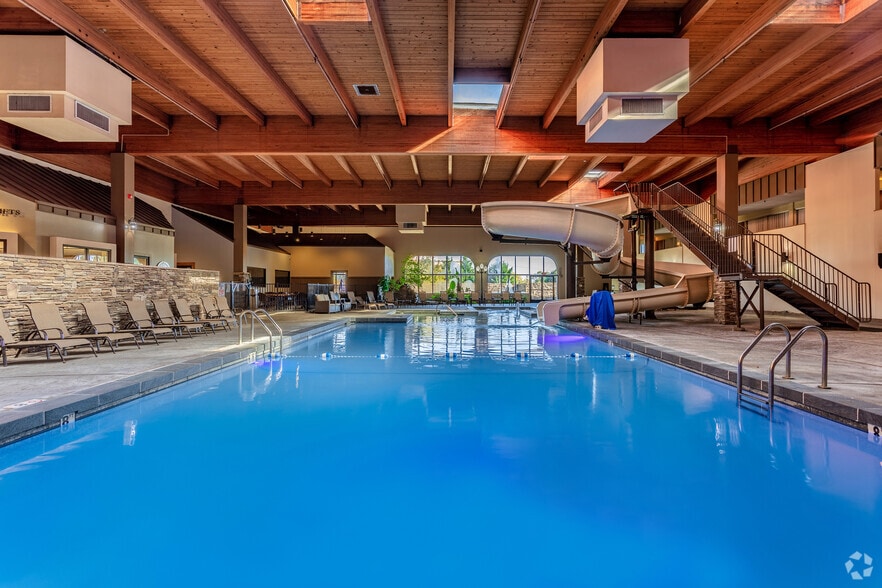 More Photos Of 201 Sugarloaf Rd, Hendersonville Hotel For Sale