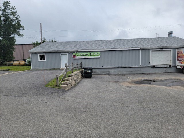 More Photos Of 275 Circuit St, Hanover Warehouse For Lease