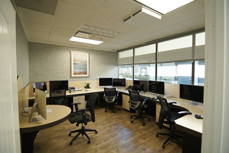 More Photos Of 6345 Auburn Blvd, Citrus Heights Office For Lease