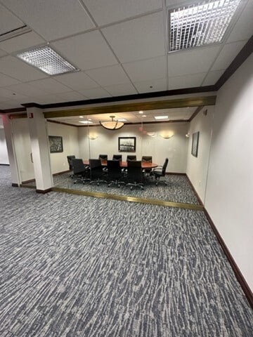 More Photos Of 100 Corporate Dr, Lebanon Office For Lease