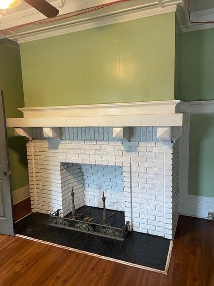 More Photos Of 1101 N Mangum St, Durham Storefront Retail Office For Lease