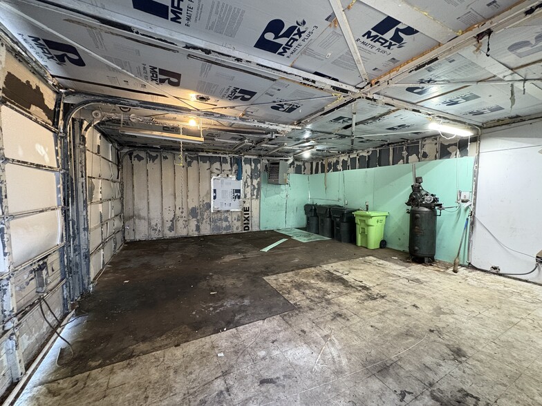 More Photos Of 1516 Dixie Trl, Raleigh Auto Repair For Lease