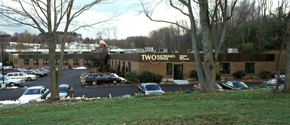 More Photos Of 2 Electronics Ave, Danvers Office For Lease