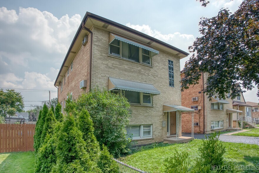 More Photos Of 1619 N 35th Ave, Melrose Park Apartments For Sale