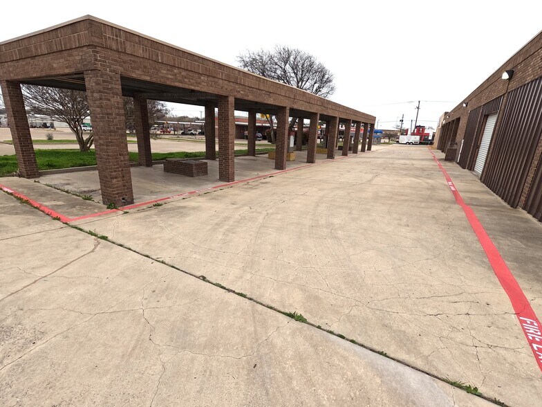 More Photos Of 1505 Custer Rd, Plano Carwash For Sale