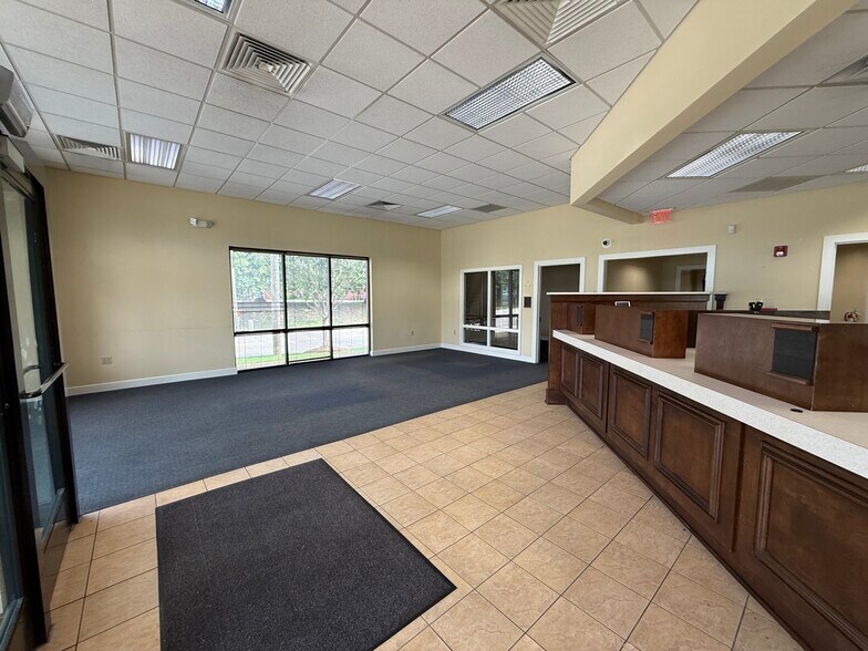 More Photos Of 130 Grove St, Fayetteville Bank For Sale