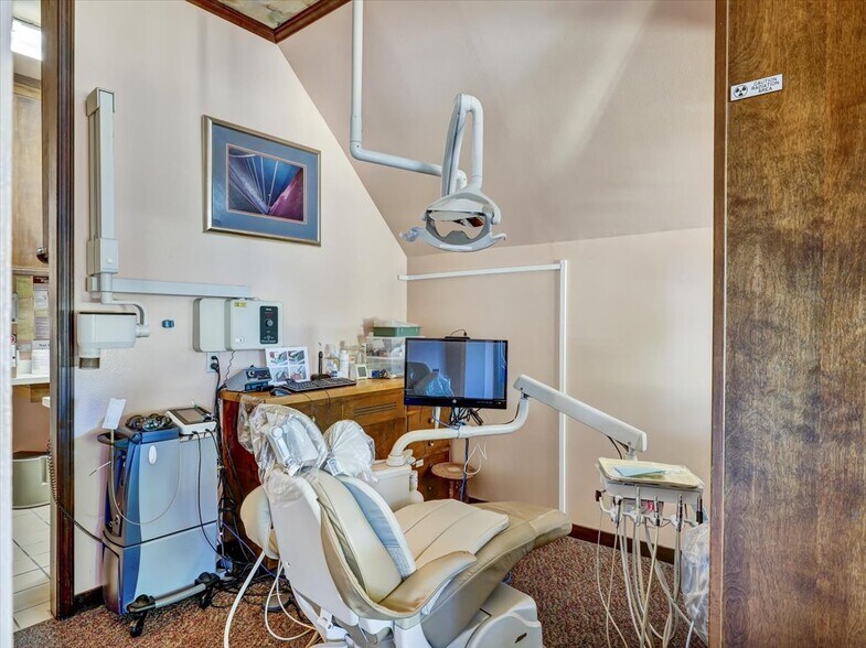 More Photos Of 2250 Union St, San Francisco Storefront Retail Office For Lease