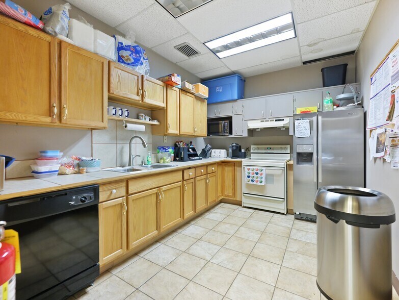 More Photos Of 2567 Athens Hwy, Gainesville Warehouse For Lease