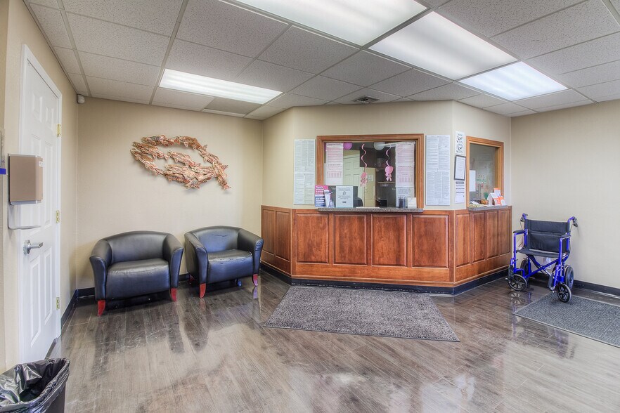 More Photos Of 2201 E Edison Rd, Sunnyside Office For Sale