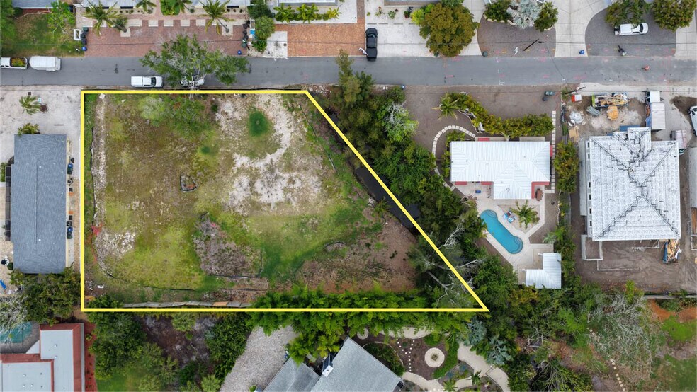 More Photos Of 1122 Crescent St, Sarasota Land For Sale