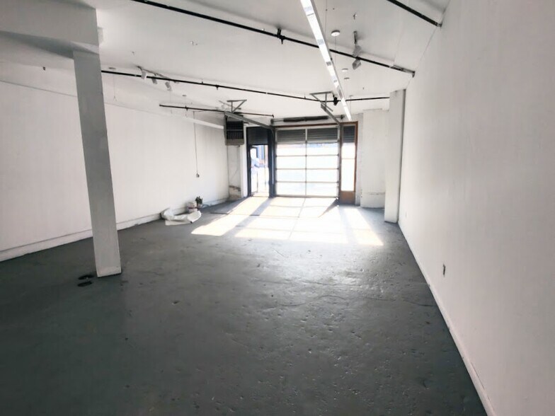 More Photos Of 119 Knickerbocker Ave, Brooklyn Apartments For Lease