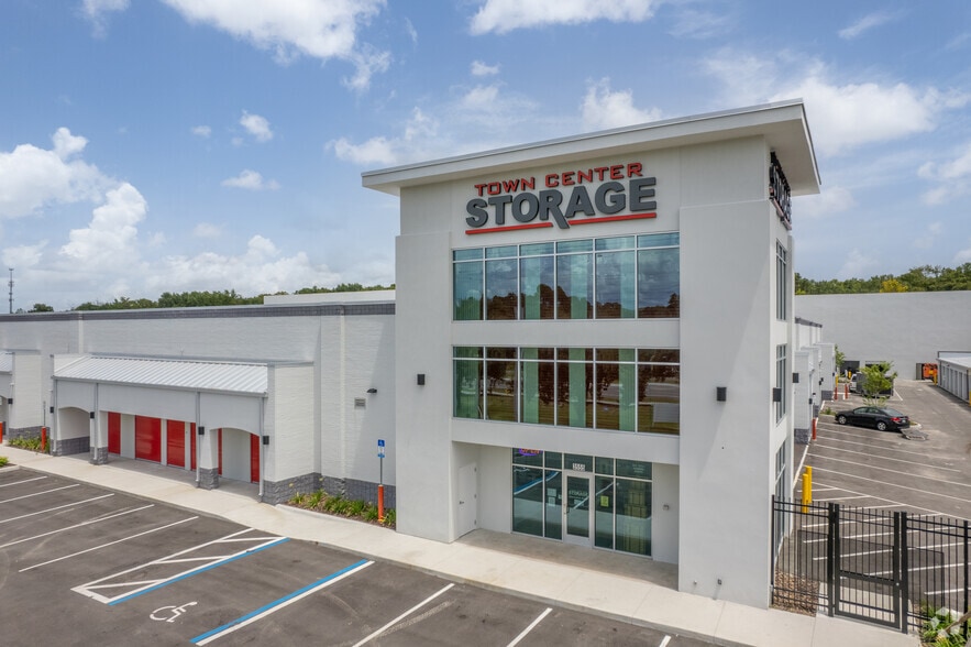 More Photos Of 3555 St Johns Bluff Rd, Jacksonville Self Storage For Sale