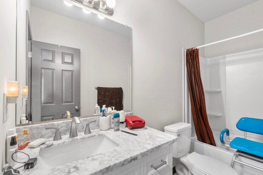 More Photos Of 855 Louisville Rd, Frankfort Apartments For Sale