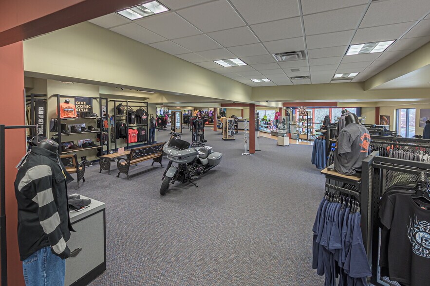 More Photos Of 219 E White Horse Pike, Galloway Health Club For Sale