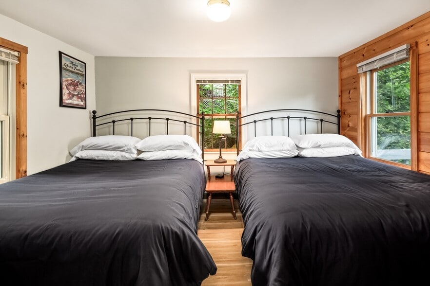 More Photos Of 2076 Atlantic Hwy, Lincolnville Hotel For Sale