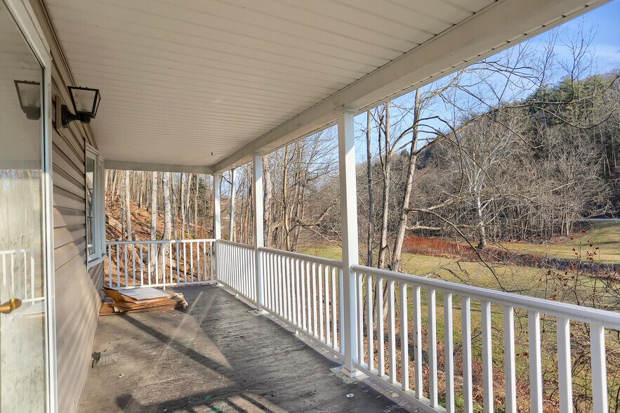 More Photos Of 703 Dauva Luch Rd, Herndon Land For Sale