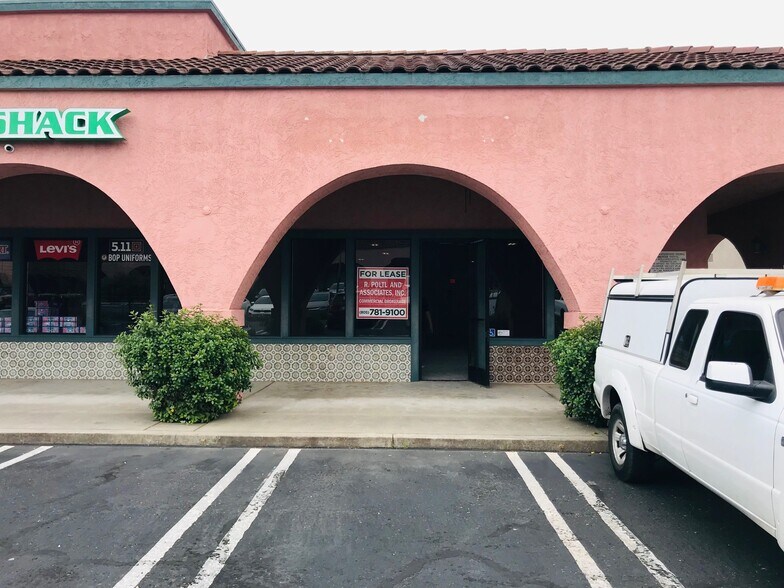 More Photos Of 1129-1153 N H St, Lompoc Unknown For Lease