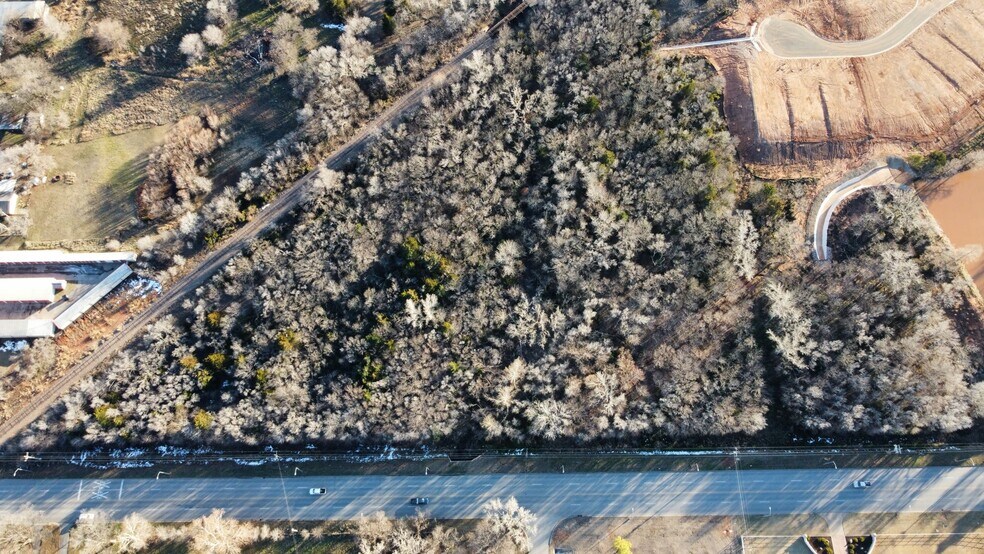 More Photos Of 2827 W Grand Ave, Chickasha Land For Sale