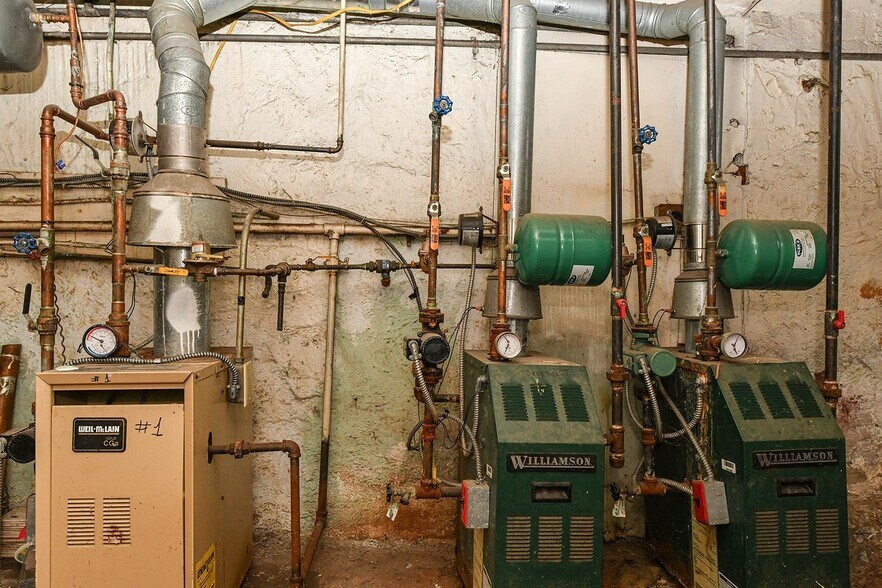 More Photos Of 604 21st St, Union City Apartments For Sale