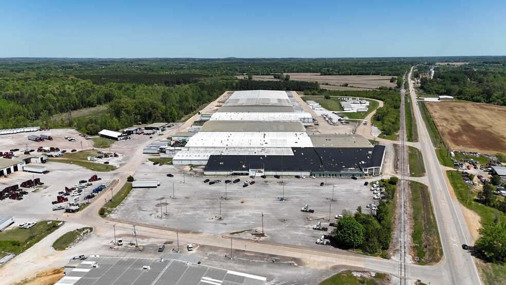 More Photos Of 6451 Highway 15 N, Blue Mountain Distribution For Sale