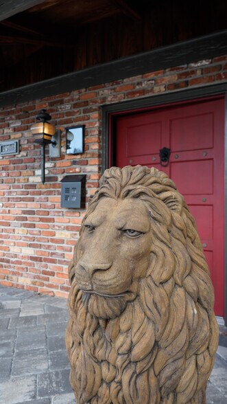 More Photos Of 3508 S Manhattan Ave, Tampa Health Club For Sale