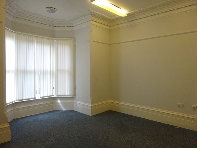 More Photos Of 19 Regent St, Nottingham Office For Lease
