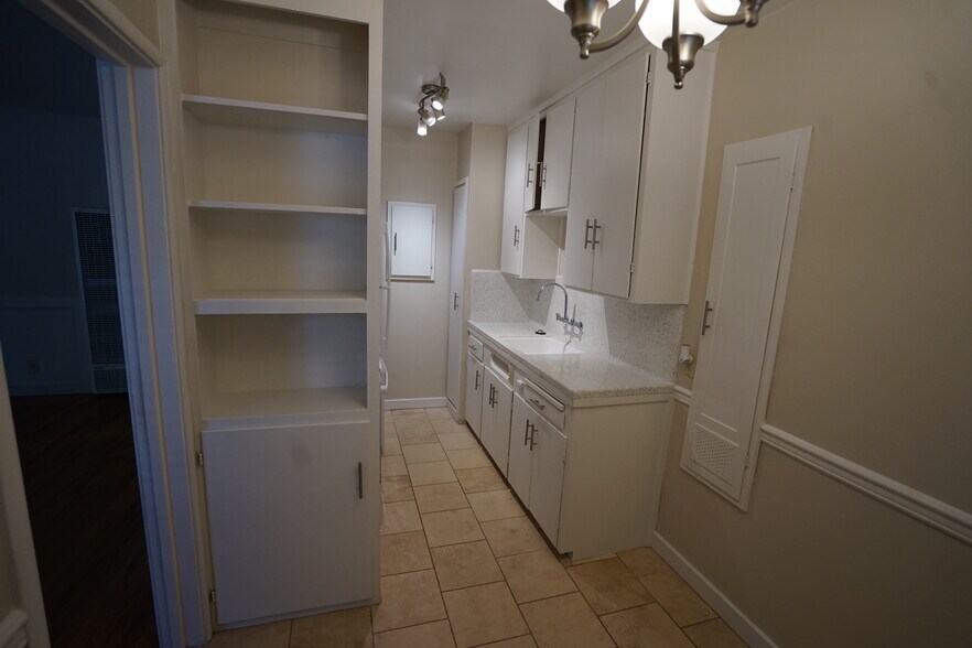 More Photos Of 1510 18th St, Sacramento Apartments For Sale