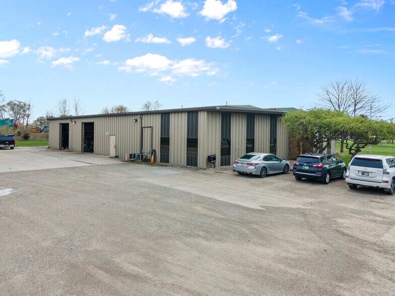 More Photos Of 12344 Southeastern Ave, Indianapolis Warehouse For Sale