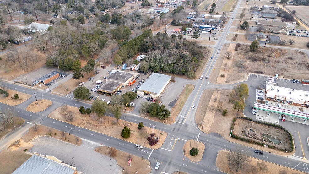 More Photos Of 1110 Richland Ave E, Aiken General Retail For Sale