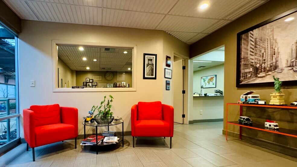 More Photos Of 109 Spring St, Claremont Office Residential For Lease