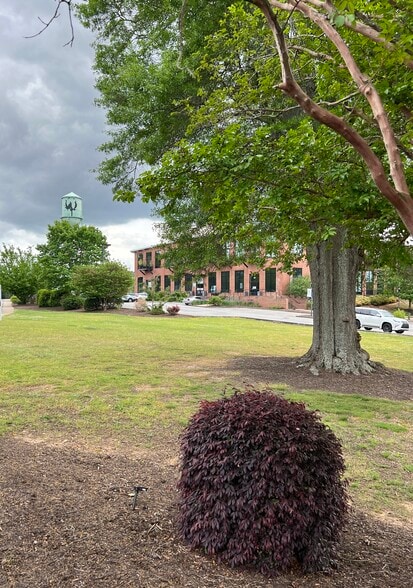More Photos Of 301 W Curtis St, Simpsonville Land For Sale