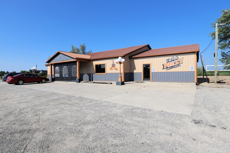 More Photos Of 15952 Oakley Rd, Chesaning Freestanding For Sale