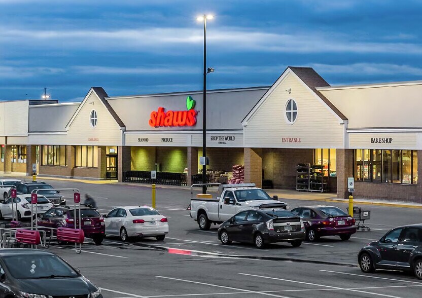 More Photos Of 1328 Hooksett Rd, Hooksett Unknown For Lease