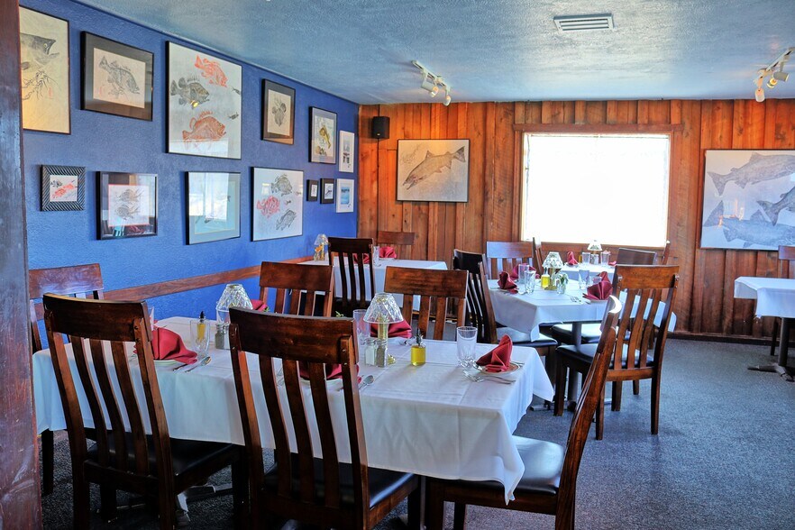 More Photos Of 29430 Ellensburg Ave, Gold Beach Restaurant For Sale
