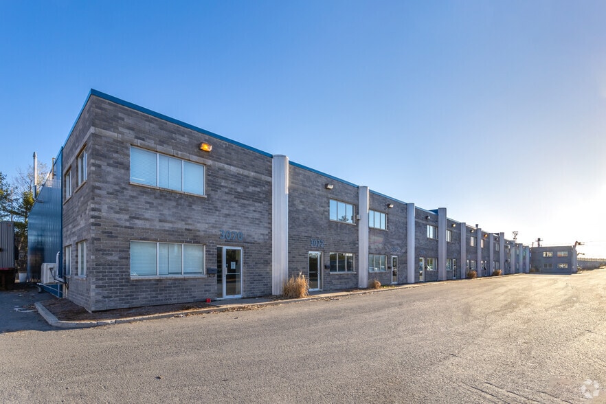 Primary Photo Of 3100 Rue Joseph-Monier, Terrebonne Warehouse For Lease