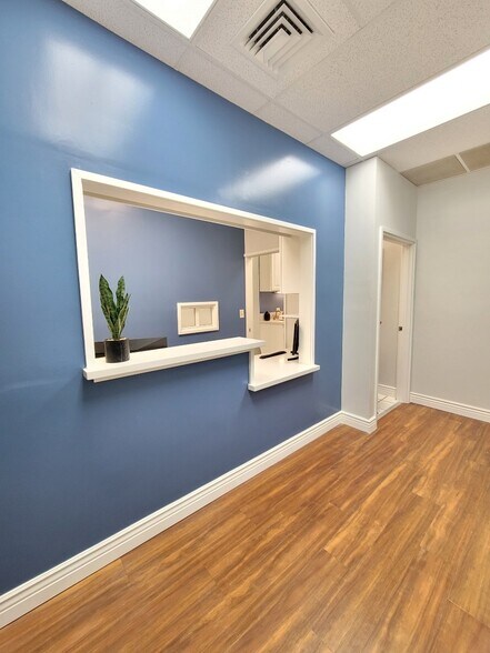 Primary Photo Of 99-128 Aiea Heights Dr, Aiea Medical For Lease