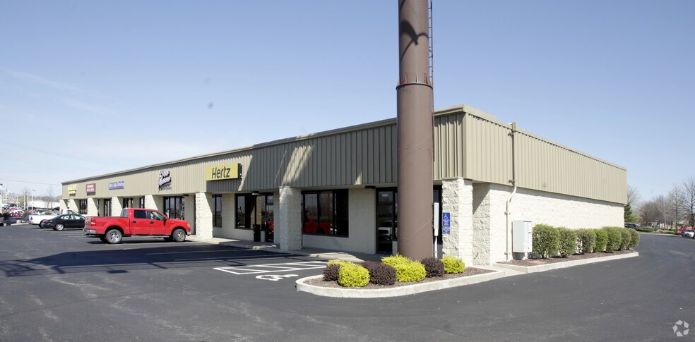 More Photos Of 4300-4372 N Service Rd, Saint Peters Showroom For Lease