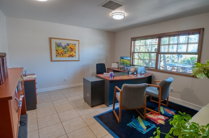 More Photos Of 45 Castle Rock Rd, Sedona Office For Sale