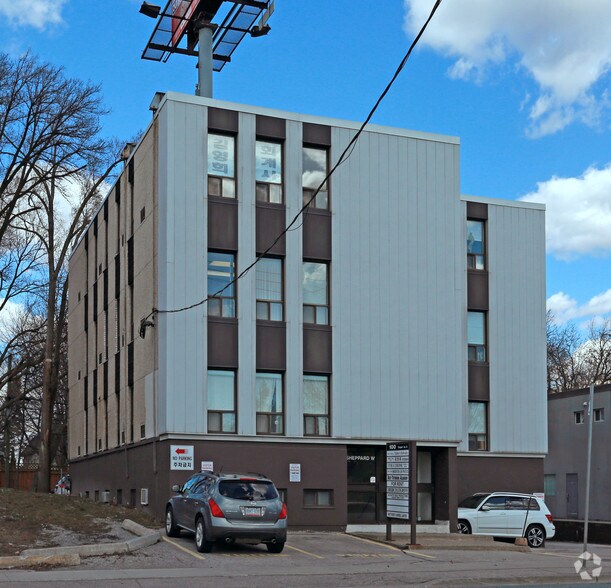 More Photos Of 100 Sheppard Ave W, Toronto Office For Lease